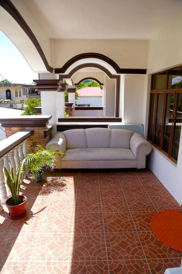 Florabells Iraya Guest House - Batanes Basco Exterior foto